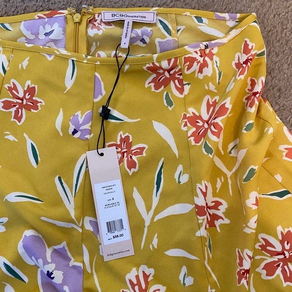 BCBGeneration Floral Print High Waisted Shorts - Picture 4 of 4